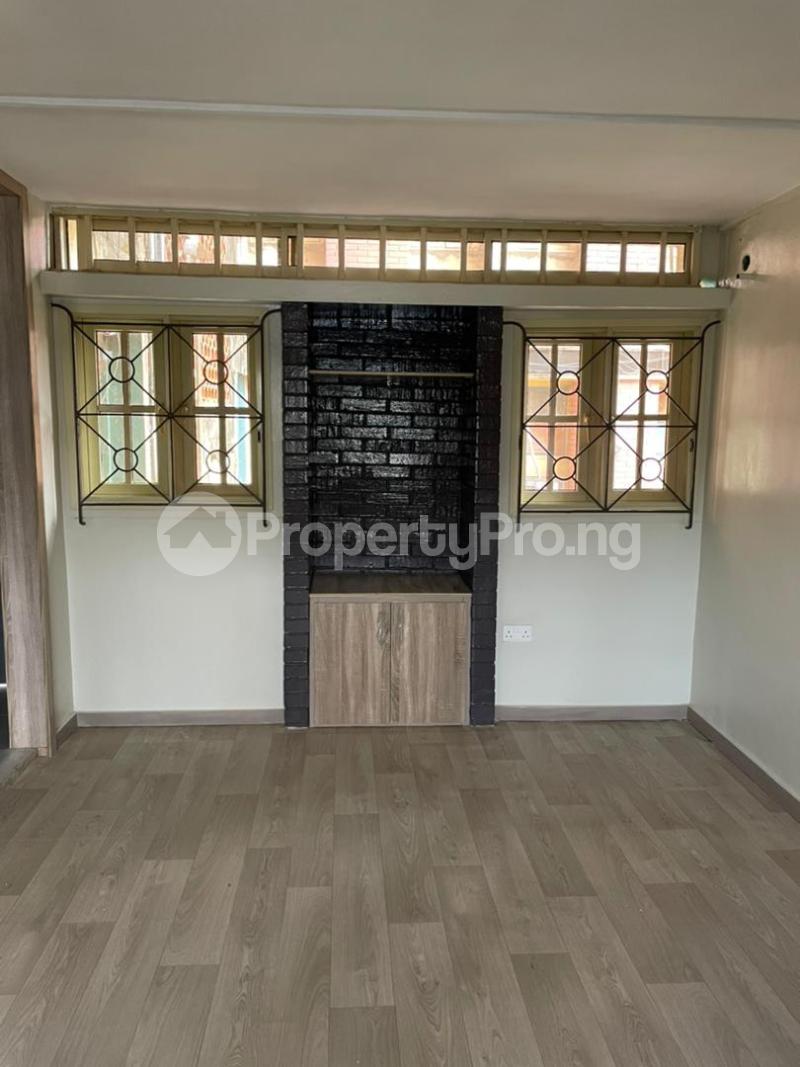 1 bedroom Flat / Apartment for rent Ogunlana Surulere Lagos