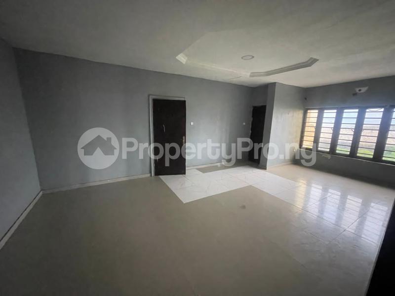 1 bedroom Flat / Apartment for rent Along Lekki Expressway Lekki Lagos