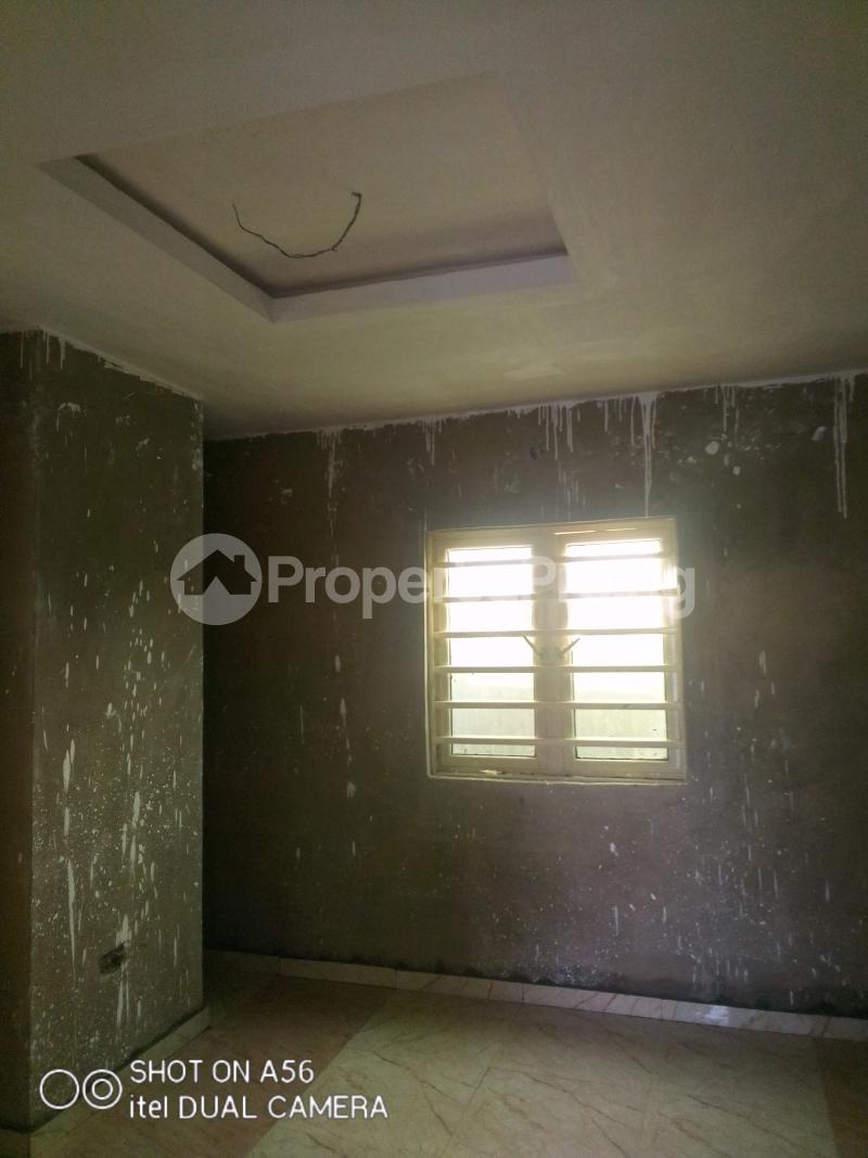 1 bedroom Flat / Apartment for rent   Ijesha Surulere Lagos - 0