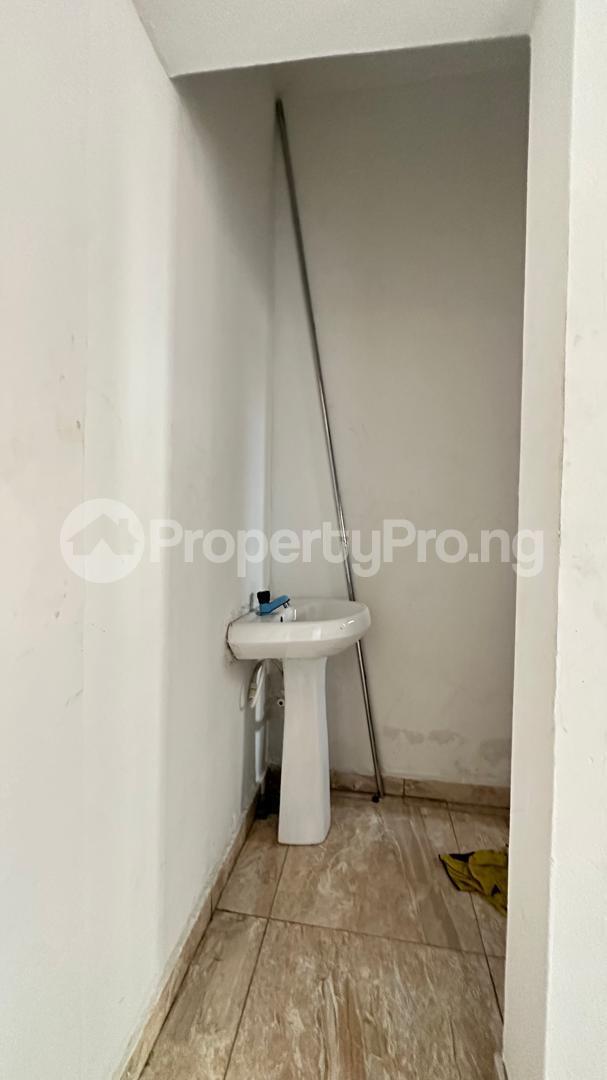 1 bedroom Flat / Apartment for rent Osapa london Lekki Lagos