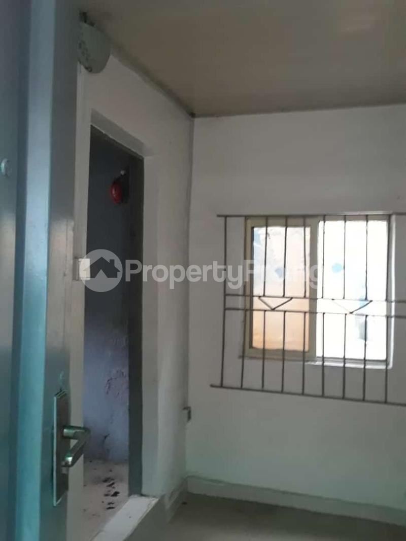 1 bedroom Flat / Apartment for rent Phase 2 Gbagada Lagos - 5