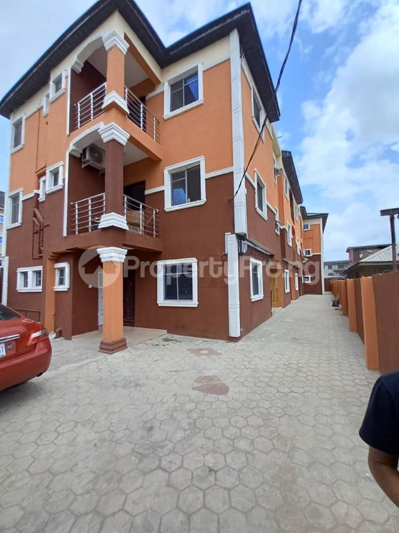 1 bedroom Flat / Apartment for rent Ebute Metta Yaba Lagos