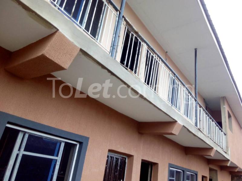 1 bedroom Flat / Apartment for rent Off Morrocco Close Abule-Oja Yaba Lagos