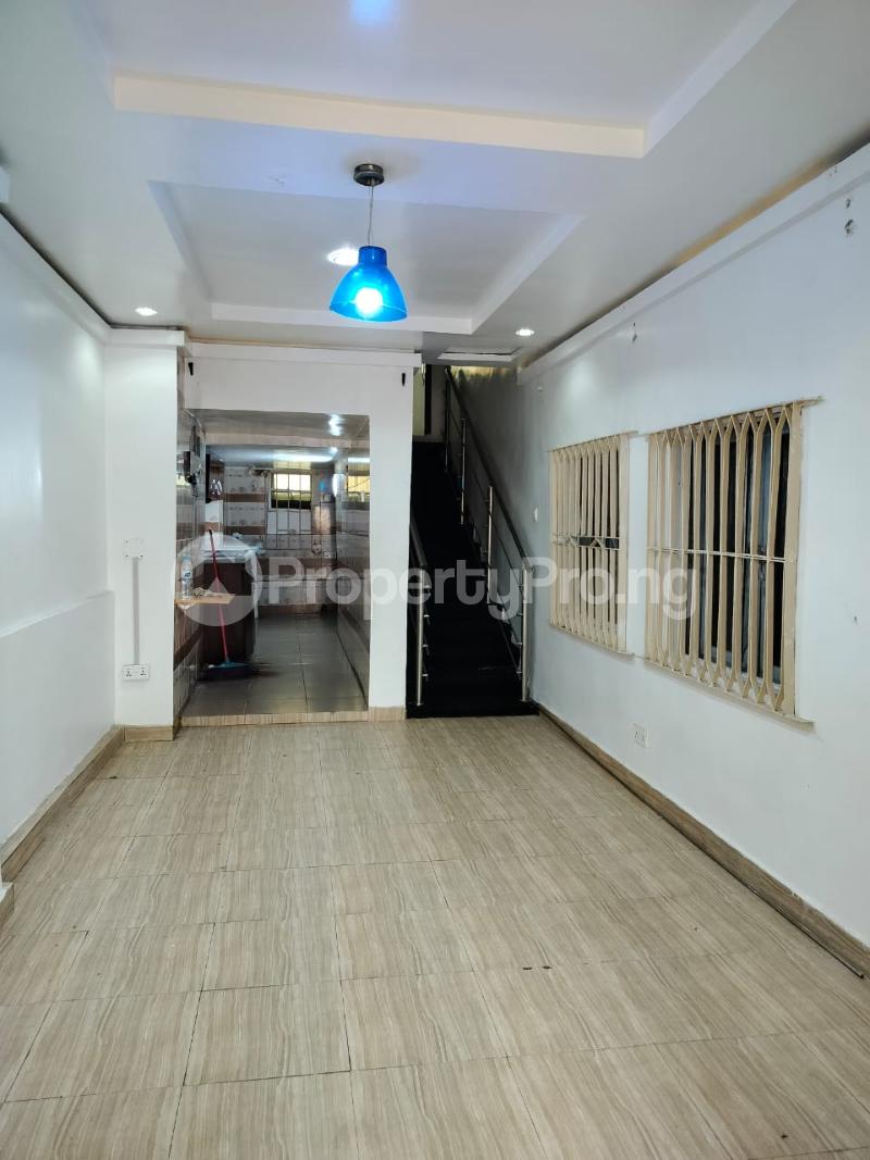 1 bedroom Flat / Apartment for rent Mende Maryland Lagos