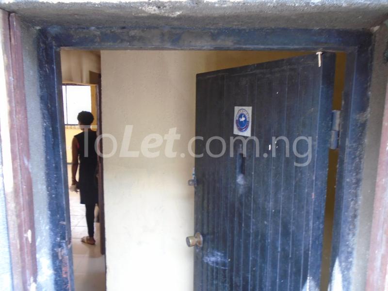 1 bedroom Flat / Apartment for rent Ishaga Road,off Ojuelegba,surulere Ojuelegba Surulere Lagos