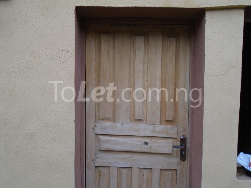 1 bedroom Flat / Apartment for rent Ishaga Road,off Ojuelegba,surulere Lagos Mainland Ojuelegba Surulere Lagos