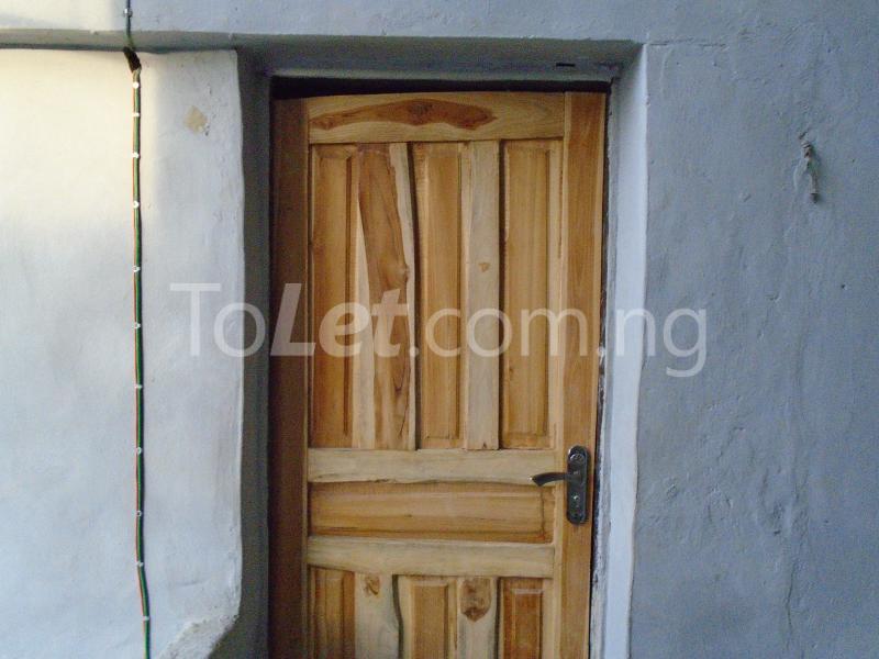 1 bedroom Flat / Apartment for rent Jibowu,yaba Lagos Mainland Jibowu Yaba Lagos