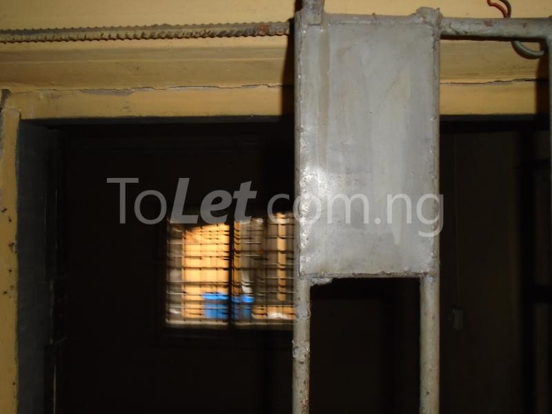 1 bedroom Flat / Apartment for rent Obele Estate,off Ogunlana Drive,surulere Lagos Mainland Ogunlana Surulere Lagos