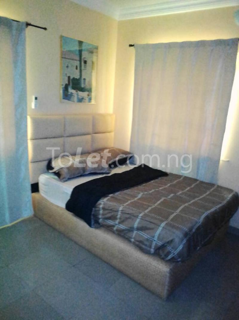 1 bedroom Flat / Apartment for shortlet   Bode Thomas Surulere Lagos