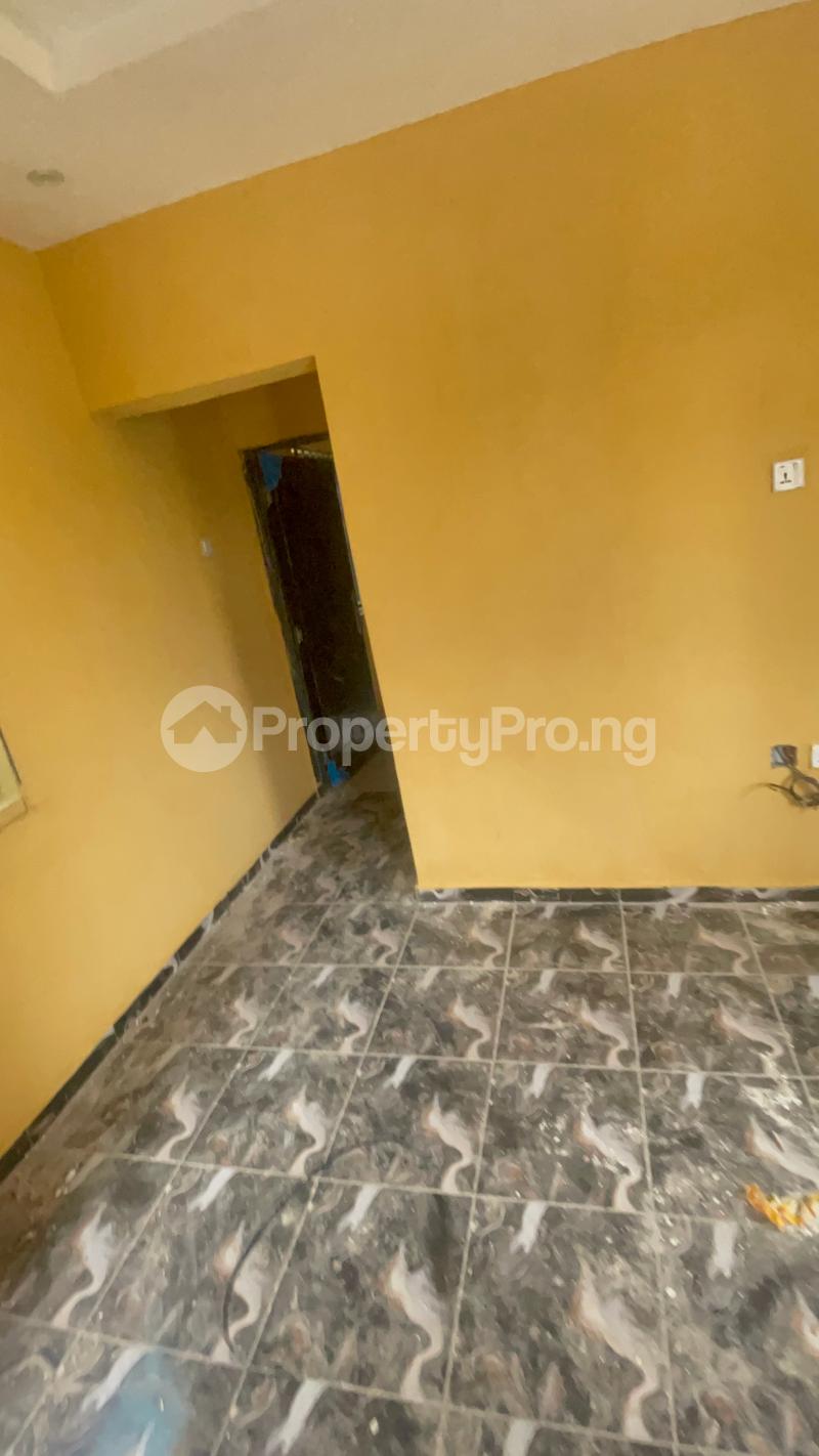 1 bedroom Flat / Apartment for rent Mafoluku Oshodi Lagos