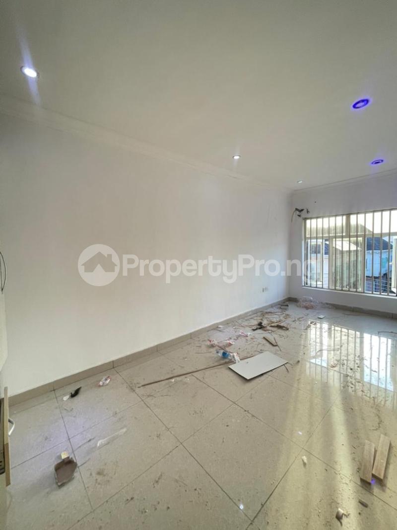 1 bedroom Flat / Apartment for rent Osapa london Lekki Lagos - 3