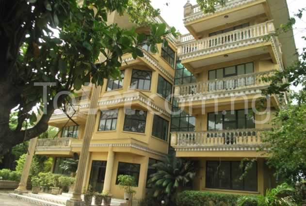 1 bedroom Flat / Apartment for rent After Second Toll On Lekki Epe Expressway Lagos
