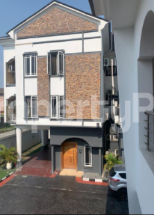 Flat / Apartment for rent Lekki Lagos