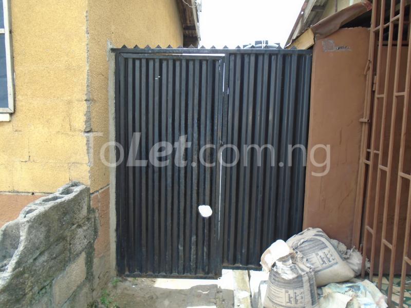 1 bedroom Flat / Apartment for rent Obele Estate,off Ogunlana Drive Ogunlana Surulere Lagos