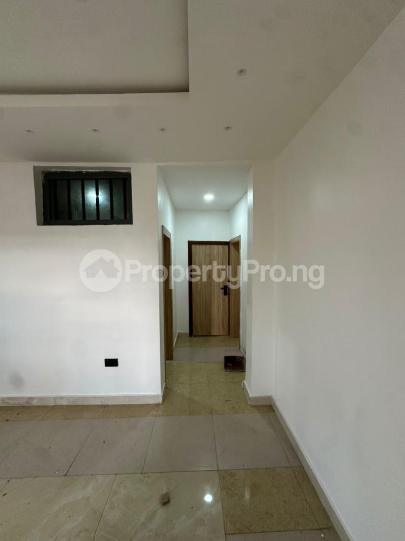 1 bedroom Flat / Apartment for rent Ologolo Lekki Lagos. Ologolo Lekki Lagos