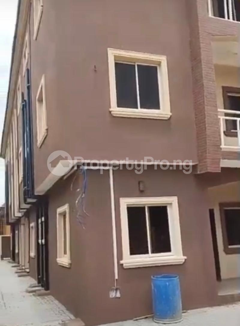 Flat / Apartment for rent Mafoluku Oshodi Lagos