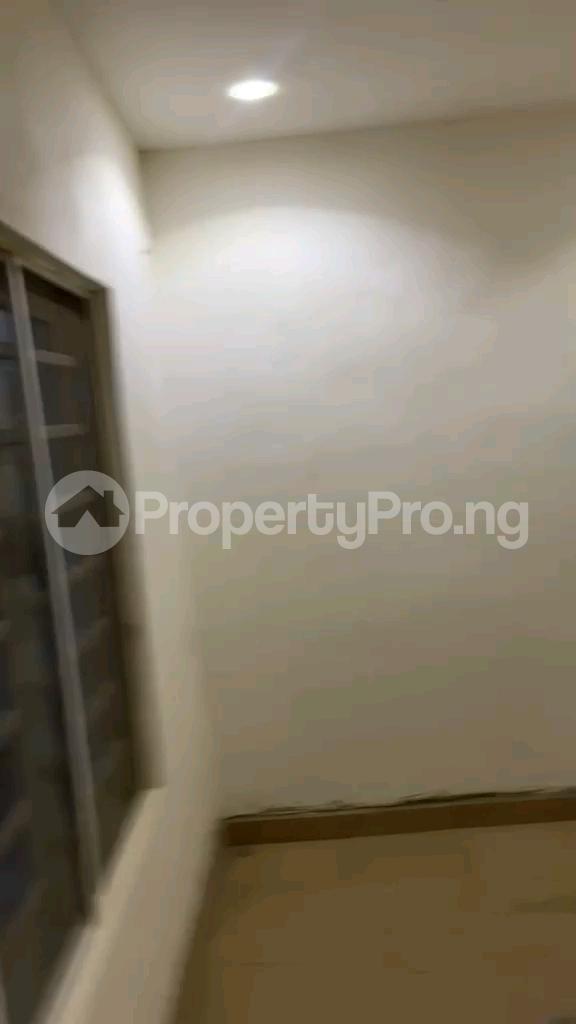1 bedroom Flat / Apartment for rent Sholanke Street Akoka Yaba Lagos