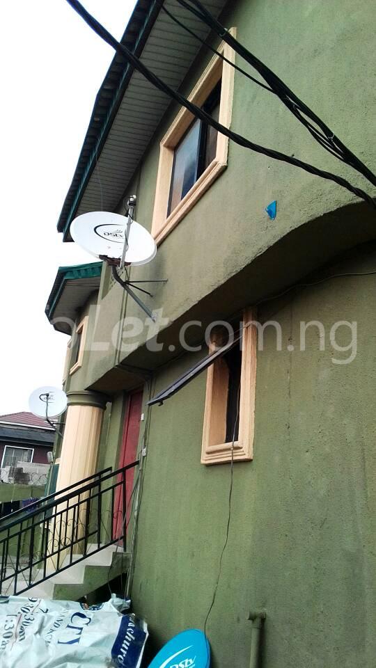 1 bedroom Flat / Apartment for rent   Fola Agoro Yaba Lagos
