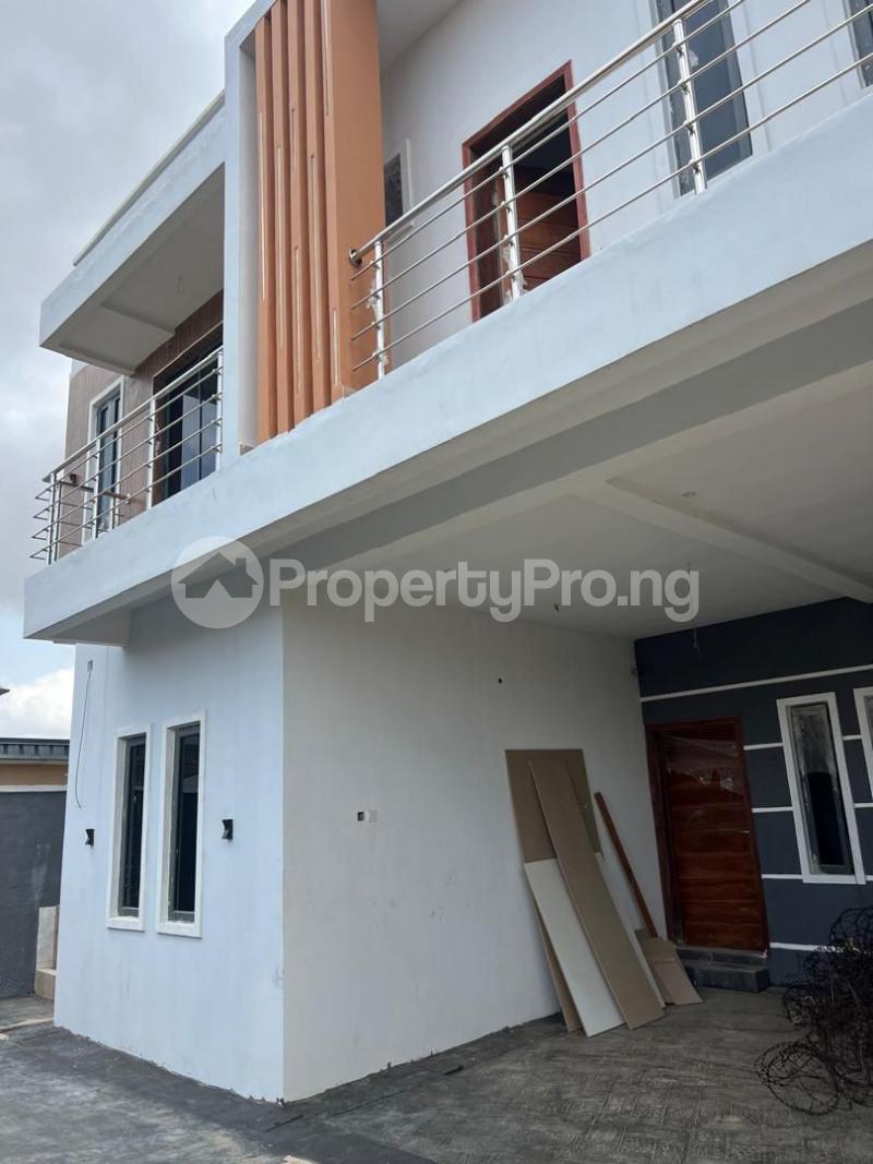 1 bedroom Flat / Apartment for rent Mafoluku Oshodi Lagos