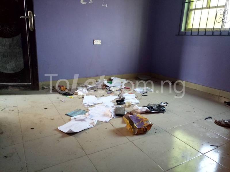 1 bedroom Flat / Apartment for rent   Akoka Yaba Lagos