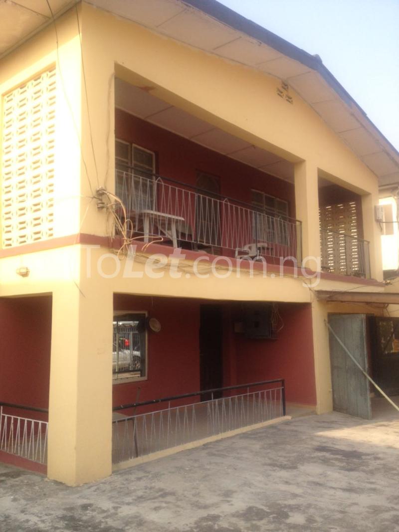 1 bedroom Flat / Apartment for rent Adelabu Adelabu Surulere Lagos