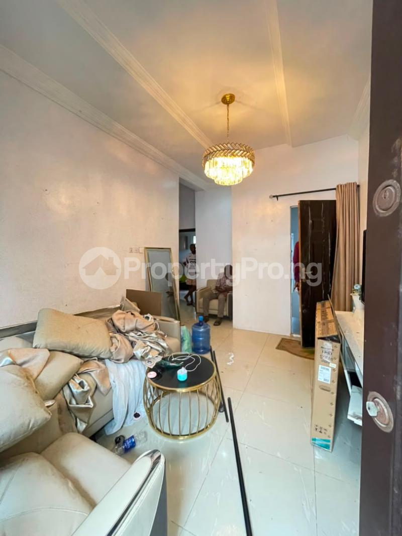 1 bedroom Flat / Apartment for rent Estate Chevron Lekki Lagos