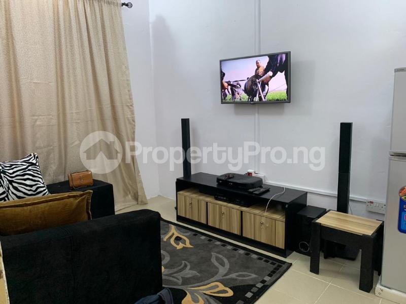1 bedroom Flat / Apartment for rent Femi Okunnu Estate Osapa london Lekki Lagos