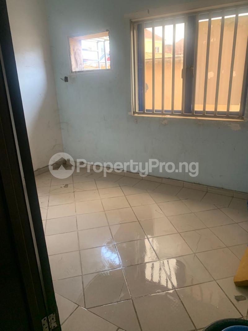 1 bedroom Flat / Apartment for rent Mafoluku Oshodi Lagos