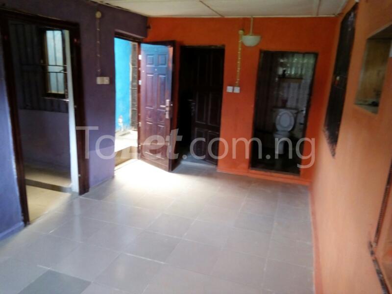 1 bedroom Flat / Apartment for rent Sabo Sabo Yaba Lagos