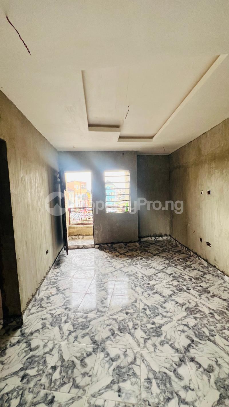 2 bedroom Flat / Apartment for rent Lawanson Surulere Lagos