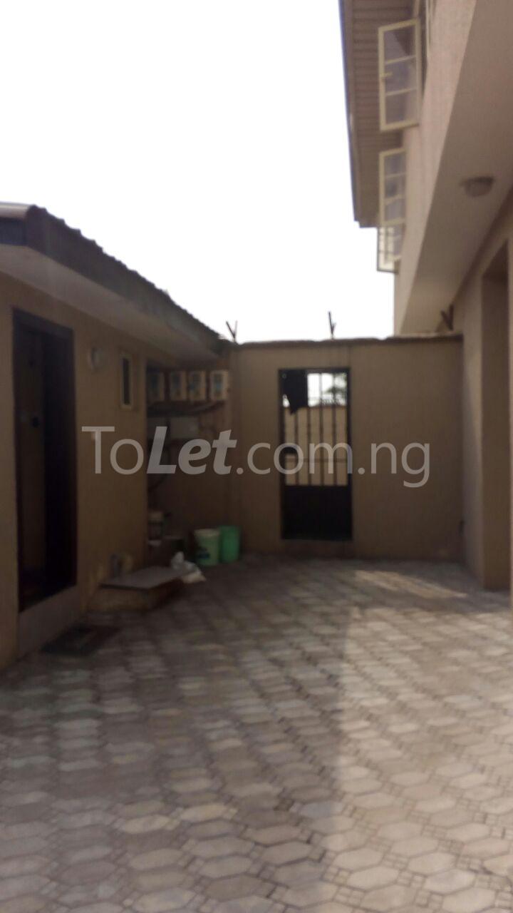 1 bedroom Flat / Apartment for rent Aw Street Awoyaya Ajah Lagos
