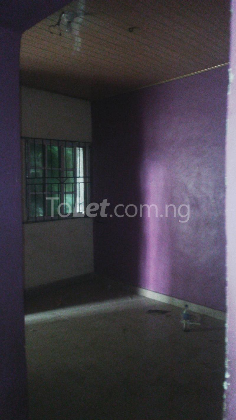 1 bedroom House for rent   Onike Yaba Lagos