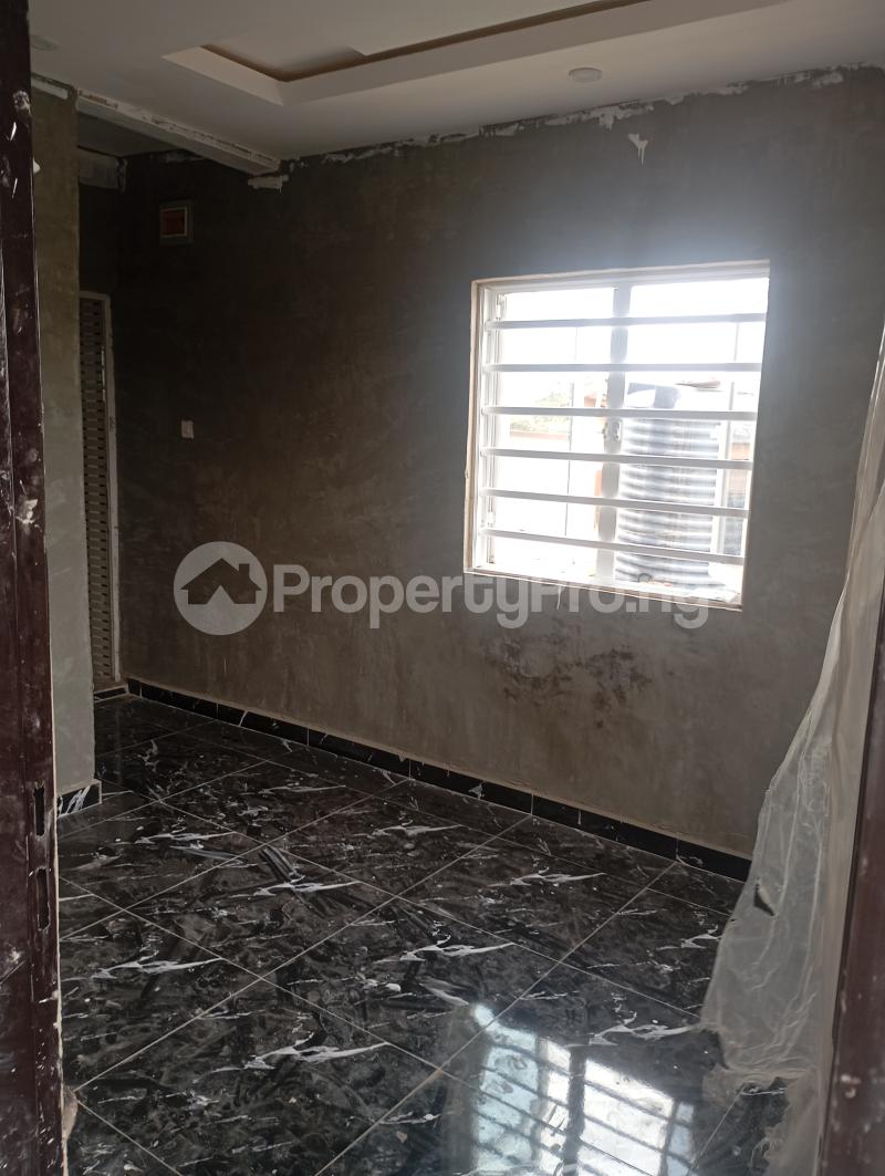 1 bedroom Flat / Apartment for rent Off College Ifako-ogba Ogba Lagos