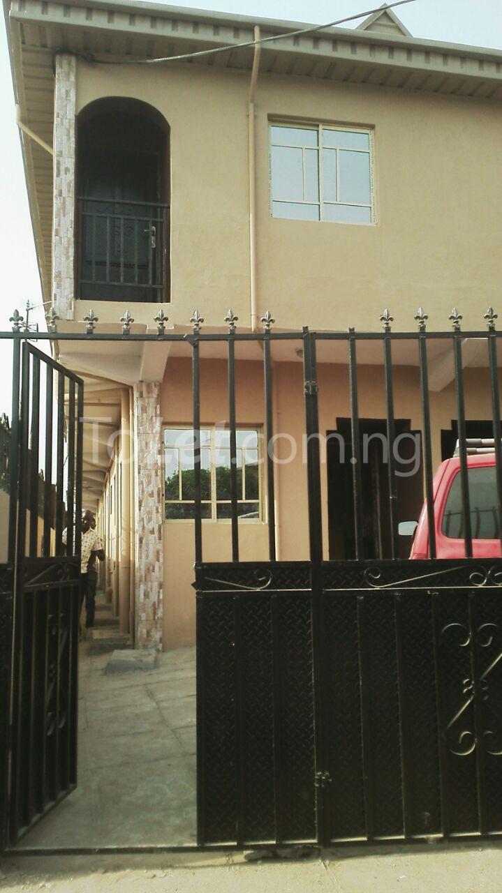 1 bedroom Flat / Apartment for rent Shomolu Shomolu Shomolu Lagos - 0