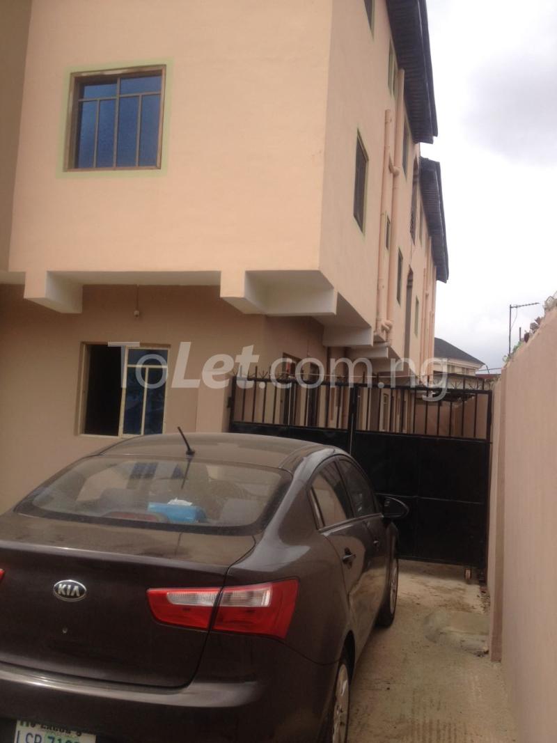 1 bedroom Flat / Apartment for rent Ikorodu Road Off Association Avenue Obanikoro Shomolu Lagos