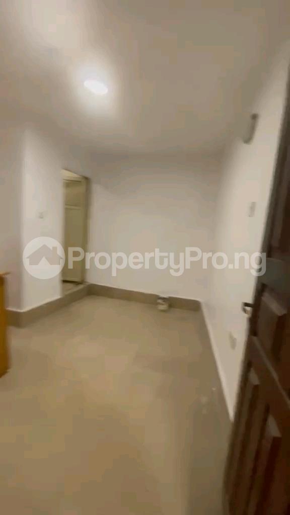 1 bedroom Flat / Apartment for rent Shakiru Adeoye Street Ogudu-Orike Ogudu Lagos