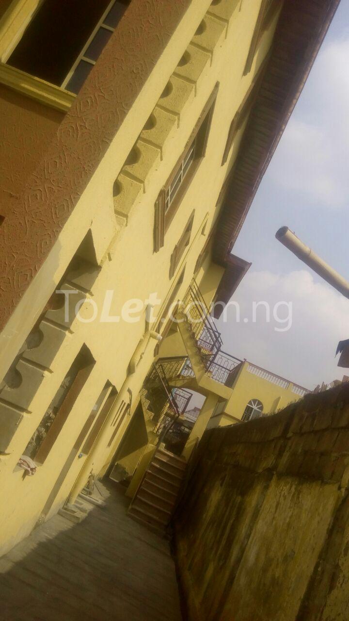 1 bedroom Flat / Apartment for rent Off Ishaga Road Lawanson Surulere Lagos