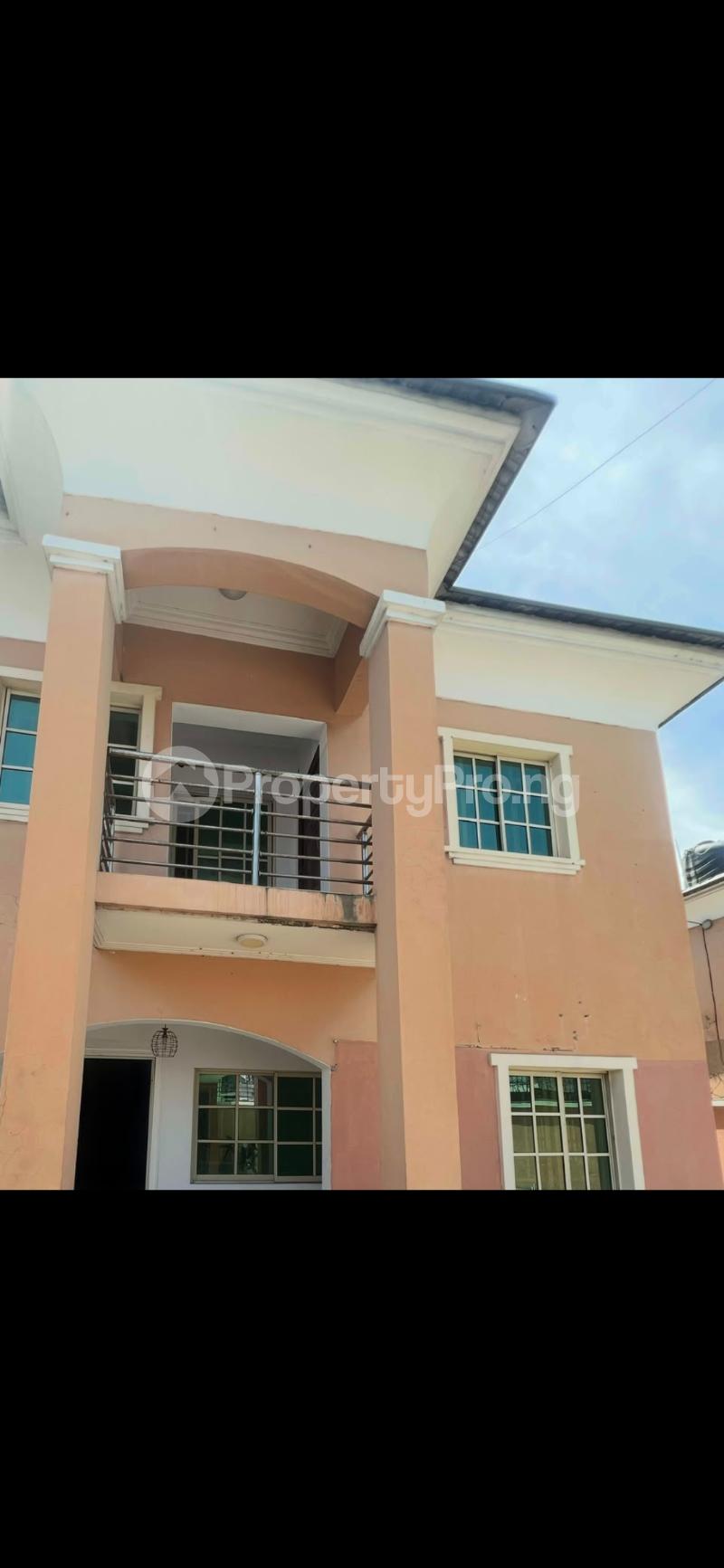 1 bedroom Flat / Apartment for rent Estate In Lekki Lekki Phase 1 Lekki Lagos