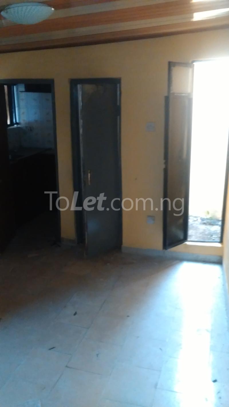 1 bedroom Flat / Apartment for rent Lawani Street Onike Onike Yaba Lagos