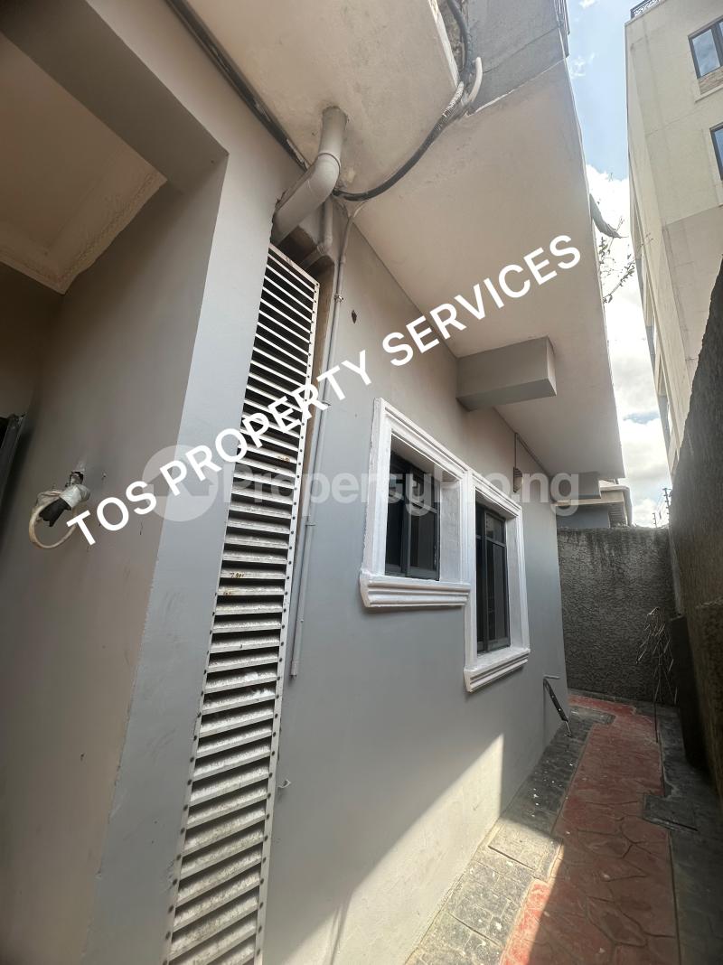 1 bedroom Flat / Apartment for rent Alagomeji Yaba Lagos