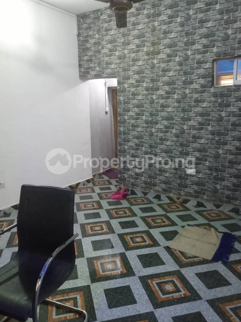 1 bedroom Flat / Apartment for rent   Fadeyi Shomolu Lagos