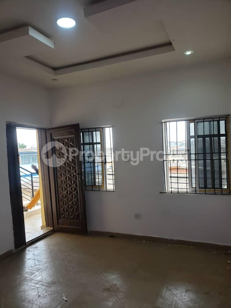 1 bedroom Flat / Apartment for rent @ Kajola Street Yakoyo, Berger Ojodu Lagos