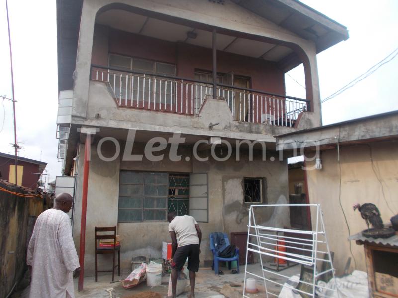 1 bedroom Flat / Apartment for rent No 17, Akinyemi Street Alapere Kosofe/Ikosi Lagos