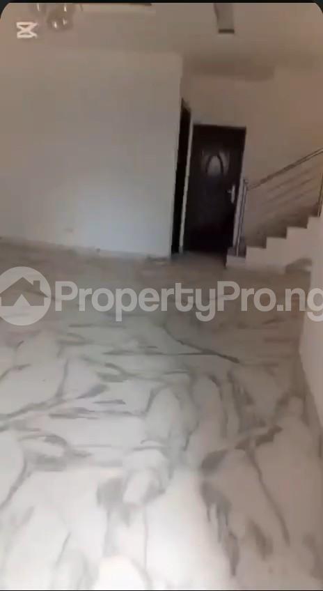 1 bedroom Flat / Apartment for rent Abudu Close, Our Savior Street Maiyegun, Ologolo Lekki Ologolo Lekki Lagos