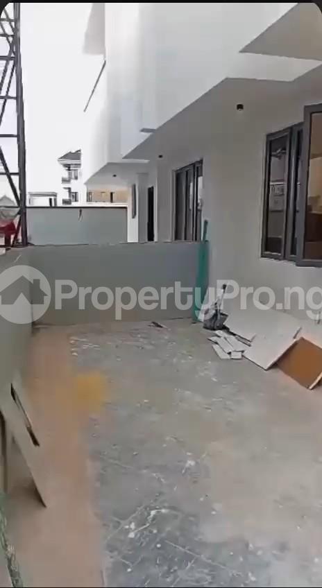 1 bedroom Flat / Apartment for rent Abudu Close, Our Savior Street Maiyegun, Ologolo Lekki Ologolo Lekki Lagos