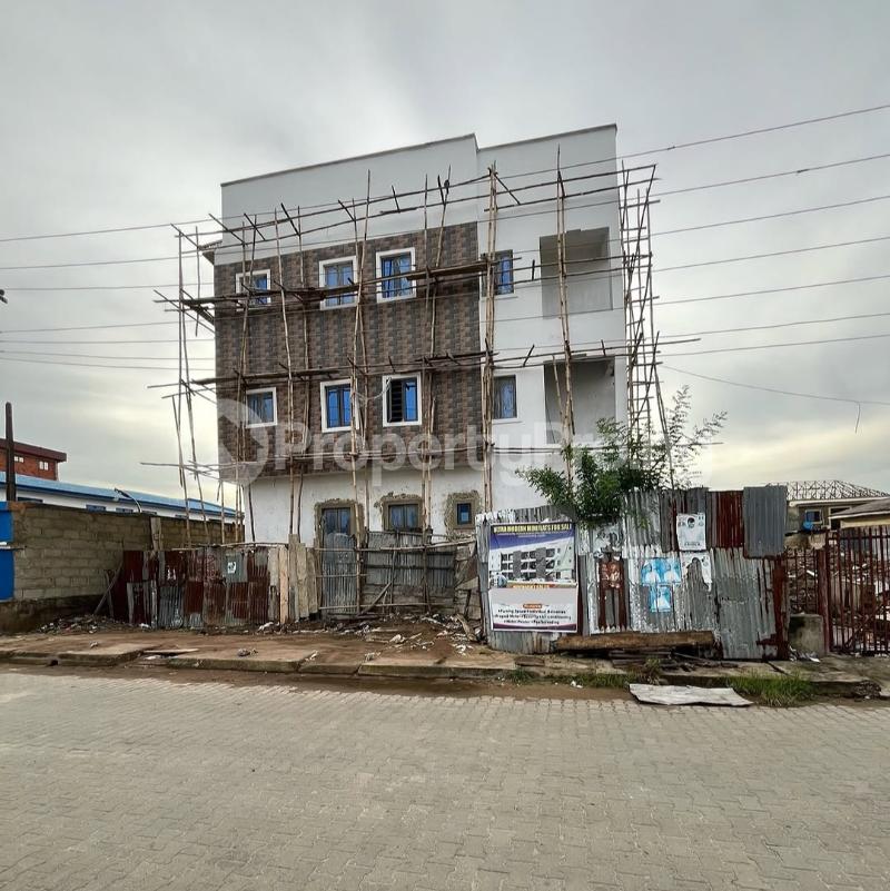 2 bedroom Flat / Apartment for sale Pedro Axis, Shomolu Lagos - 0