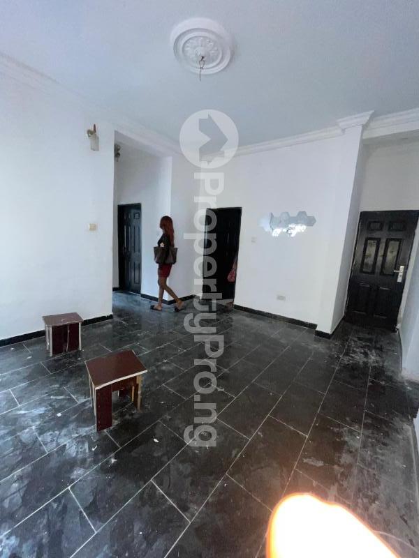 2 bedroom House for rent Mobil Road, Ilaje Ajah Lagos