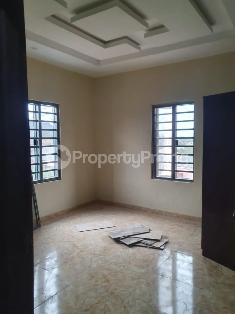 2 bedroom House for rent No 20, Adeoje Estate Akala Express Ibadan Oyo