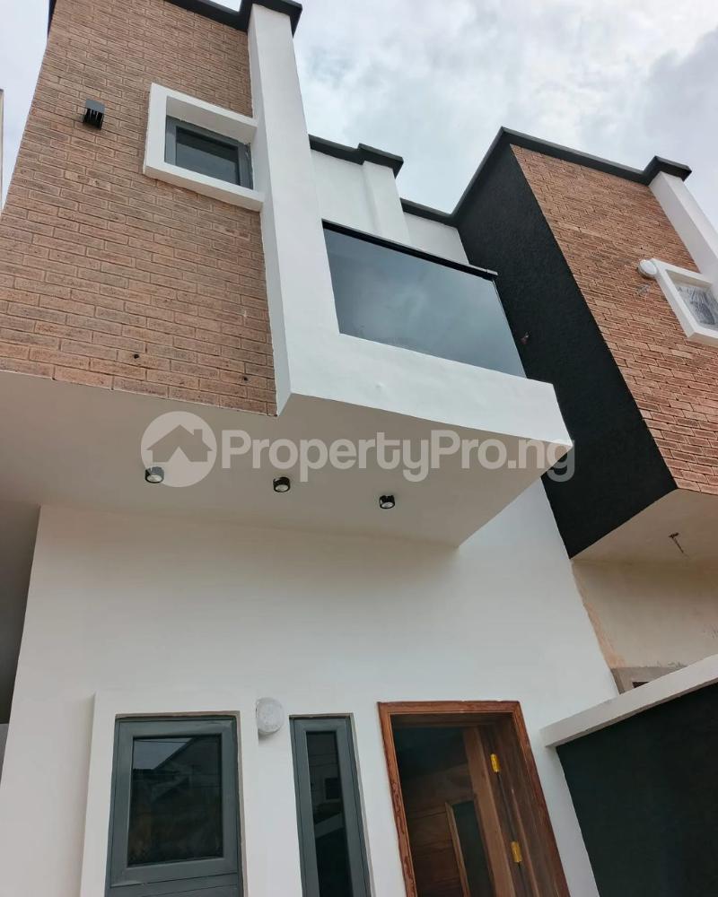 2 bedroom House for sale Iju Road, Ifako Ijaiye, Agege Ifako Agege Lagos - 0