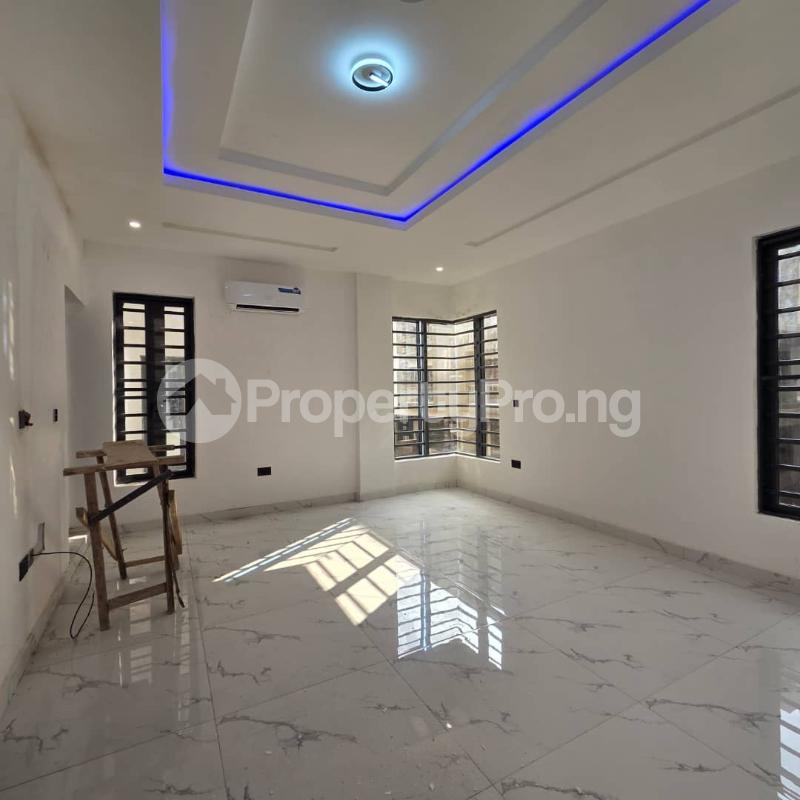 3 bedroom Flat / Apartment for sale Adeniyi Jones Ikeja Lagos